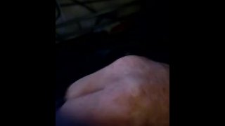 Spelen met mijn lul terwijl ik naar wethornypuss video's kijk om te exploderen