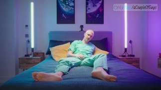 Использование моего секс-Toy с минетом в первый раз заставило меня так сильно кончить