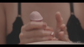 Is mijn pijpbeurt echt zo comfortabel? 😋 (Close-up)