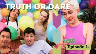 Ersties - Правда или действие - EP 1 - Друзья играют в озорную игру "Правда или действие"