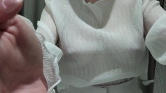Sexy meisje naakt in de paskamer