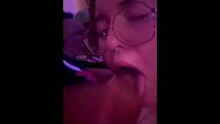 sexy white girl sucking a BBC