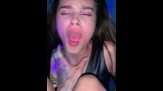 Sexo duro en la discoteca VIP