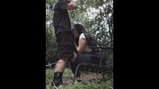 Těhotná veřejná kouření dobrodružství