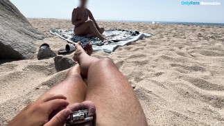 Ti ACCOMPAGNO sulla spiaggia per nudisti con una GABBIA PIATTA | Mistress Erica