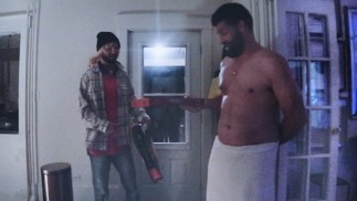 Pizza Delivery Guy me fodeu depois de $20 Tip atendeu a porta com apenas uma toalha