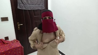 Sobia Nasir in college uniform volledige naakte dans