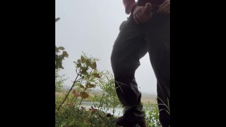 Поглаживаю большой 18-летний член до большого трясущегося стонущего камшота