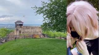 Süßer Teen lutscht sein BF bei einer Burg - NagisaIf's Adventure Blog #02