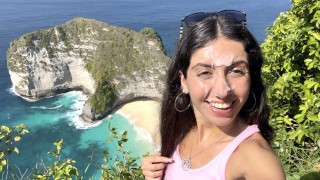 Crazy cumwalk in un posto incredibile pieno di persone quasi catturato