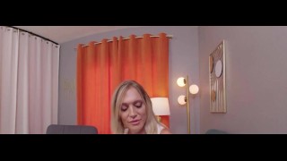 TRANSVR - Dana Delvey见面会并被老板操