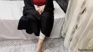 Moja muzułmańska sąsiadka w hidżabie powiedziała, że mąż nie uprawiał z nią seksu