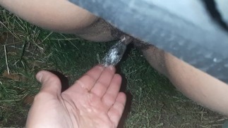 Pozwalam mojemu niewolnikowi pić moje siki - Lesbian_illusion