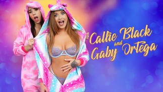 FamilyStrokes - 大きなお尻のBusty Babes Callie BlackとGabyオルテガが巨根に跳ね返る