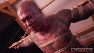 Bondaged Damian Dragon von Dom Encho gequält