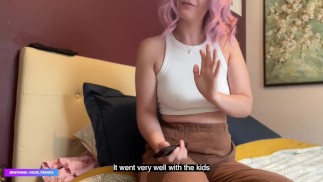 HILDE_FRENCH-JOI ICH BIN DEIN BABYSITTER, SPERMA IN DEN MUND EINES JUNGEN SCHÜLERS
