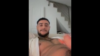 Damien custo French jerk off