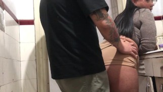 Mi Esposa No Está En Casa, Pero Dejó a Su Hermana Para Que Me Atendiera Al Llegar Del Trabajo