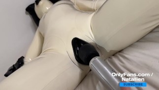 Latex pop - Orgasme en strijd - OF