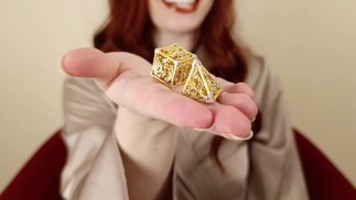 JOI hra s kostkami: Zvládnete to až do konce bez Cumminga?
