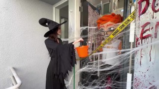 Hechizo de placer oral y sexual: Mi Halloween Hardcore con la hechicera de grandes curvas Chloe Foxx