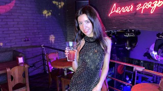 Ritiro pubblico in una discoteca e sesso selvaggio con bondage Creampie