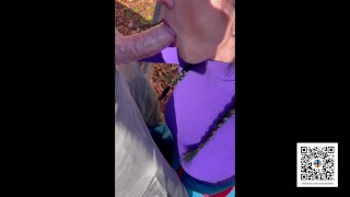 Ho fatto un pompino al mio fratellastro mentre nessuno guardava