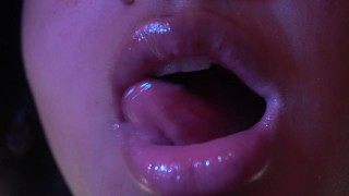 セクシーな唇