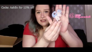 Futa Lucy uitpakken van MRLsexdoll