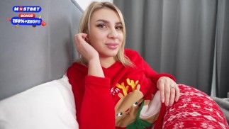 Belle-mère se donne à son beau-fils comme cadeau de Noël parfait