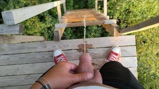 Markiere mein Revier mit Pisse - Pisse auf Treppen