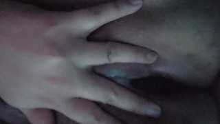 Trans dívka Cums při broušení Warframe