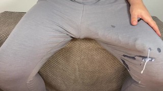 Enorme polla cum en pantalones compilación manos libres