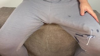Enorme polla cum en pantalones compilación manos libres