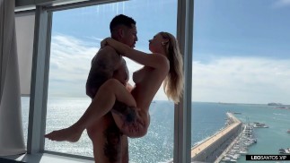 Fellation dans les hauteurs et je la conquit pour une baise hard - La Petite Ange &Leo Santos