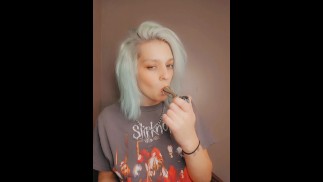 Smoke dancing pissing drinking piss 😍🤤