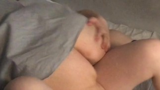 После долгого рабочего дня я заслужила жесткую лесбийскую долбежку