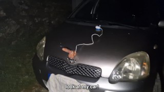 私自身のお尻をクソ:車とディルドの物語!