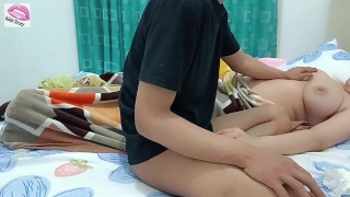 Recién casados ​​e inmediatamente engañando a su tía