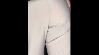 4K pee hold for a powerful pissing