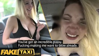 Fake Taxi - Super Hot Blonde mit tollem Körper und schmutzigem Mund LIEBT SCHWANZ