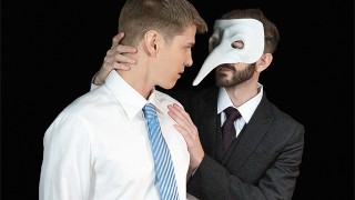 MasonicBoys Hot sexy suited DILF Tucker Barrett barebacks cute twink