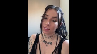 Busty striptease asmr britânico