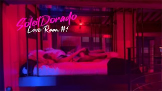 Я веду эту шлюшку в комнату любви на наше первое свидание - SoleilDorado