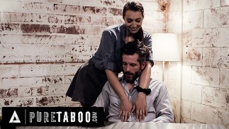 PURE TABOO секретарша Bella Rolland отчаянно хочет найти «вескую» причину, чтобы стать Mistress своего босса
