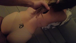 Baise maison avec une culotte serrée