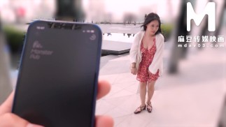 ModelMedia Asia - Enjoy den Nervenkitzel, deine großen Titten und deine geile Muschi im Freien zu zeigen!