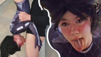 Cuteスパイダーガールは私を逆さまに彼女の口で中出しさせます