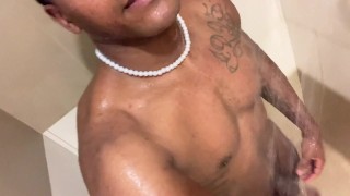 Bbc laver la sueur de la gym