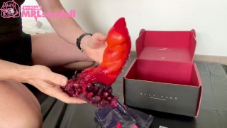 Ich packe meine MRLsexdoll Futa Lucy Puppe und Azur Dragon Dildo aus. Verwenden Sie den Code "Eric" für einen Rabatt auf den Webshop